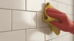 Domowa mieszanka do czyszczenia płytek łazienkowych – sprawdzony przepis na połysk