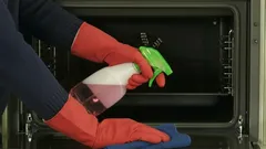 Najlepsze domowe sposoby na czysty piekarnik bez chemii